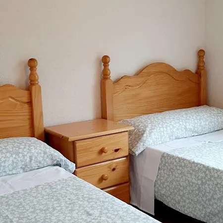 Apartman Alojamiento En El Valle Del Tietar Con Vistas A La Montana Junto A Las Pozas Naturales